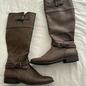 American Eagle Boots - Style 3199 - New